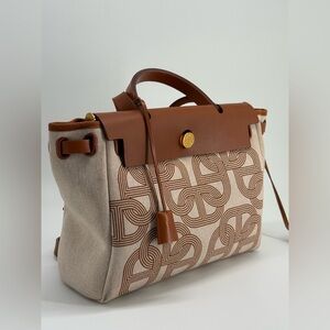 Hermes Herbag H Plume Circuit 24 Zip 31 Shoulder Bag